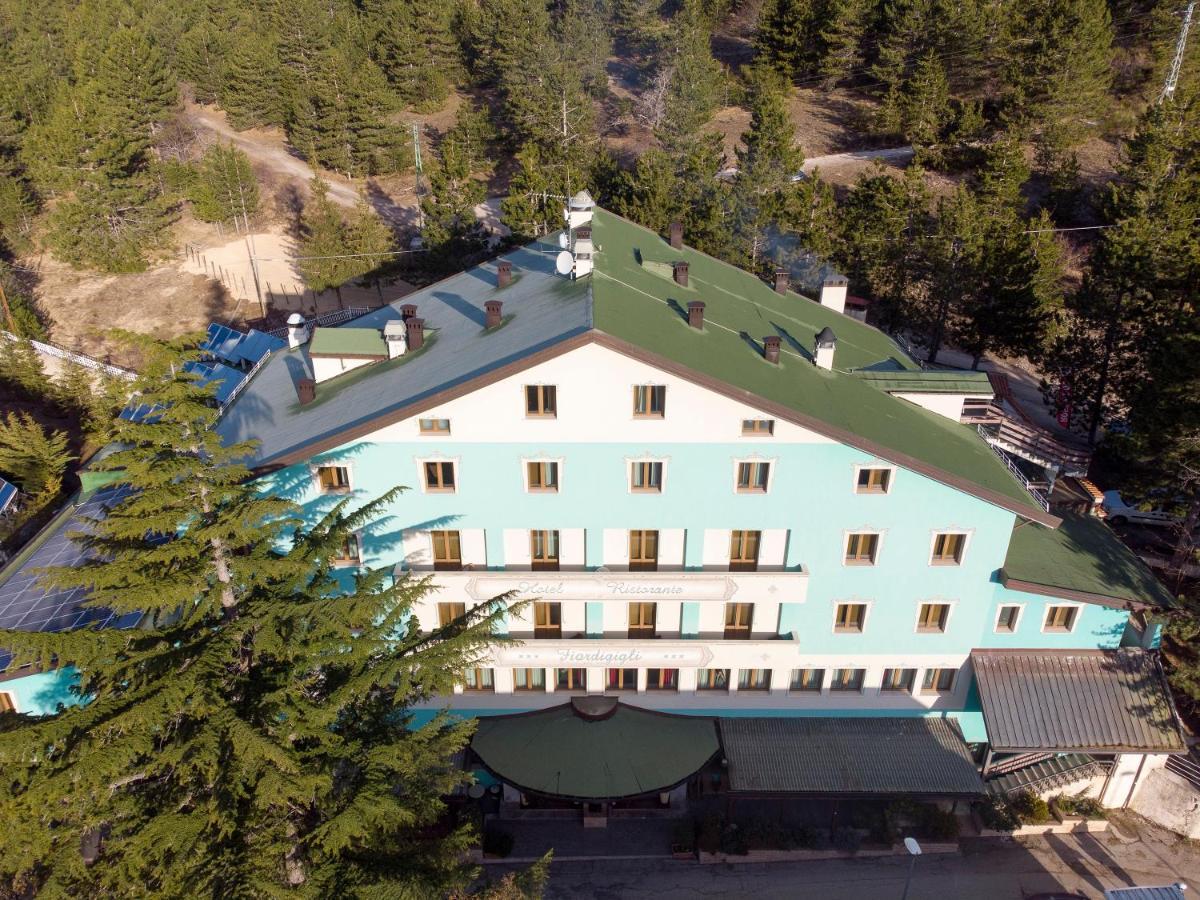 Hotel Fiordigigli LʼAquila Buitenkant foto