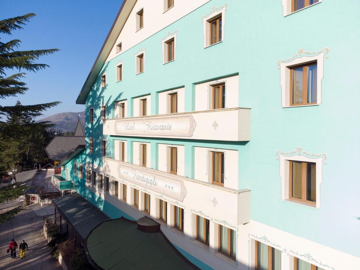 Hotel Fiordigigli LʼAquila Buitenkant foto